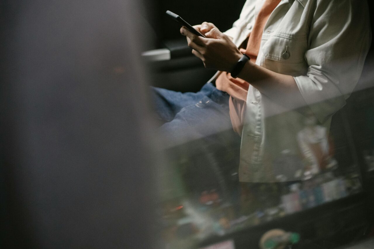 Breaking Past Fragmentation: How Qolo Simplifies Payments for Banks and Businesses